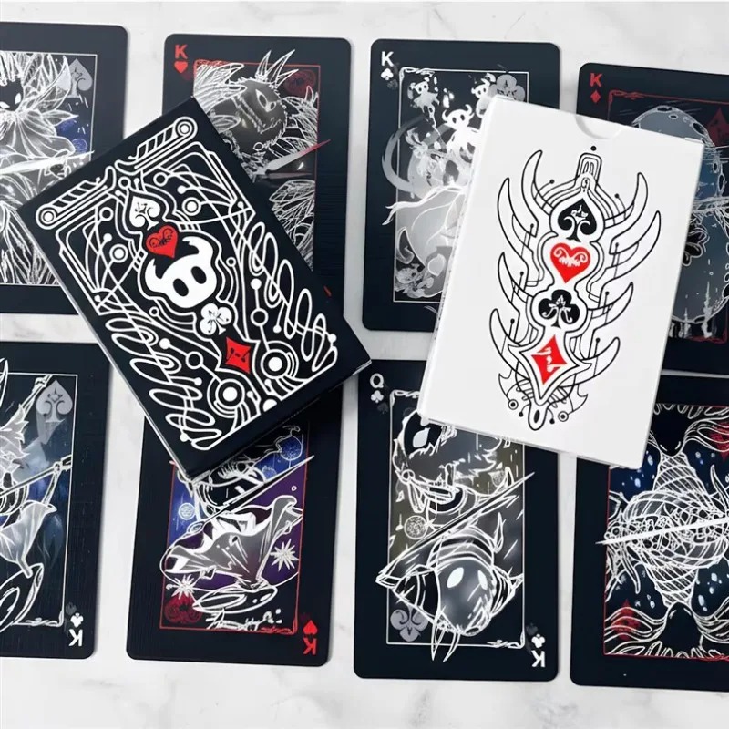 Hollow Knight Standard Poker C - Party Games Easter のレビューと価格