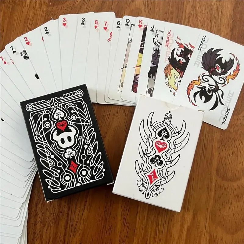 Hollow Knight Standard Poker C - Party Games Easter のレビューと価格