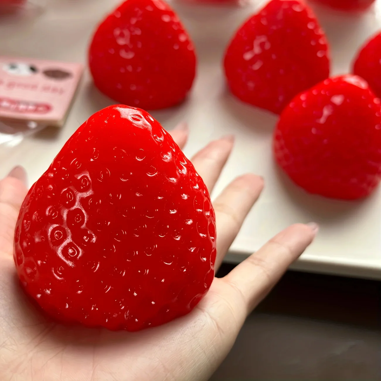 Strawberry Taba Squishy Fidget - Party Games For Adults And Kids のレビューと価格